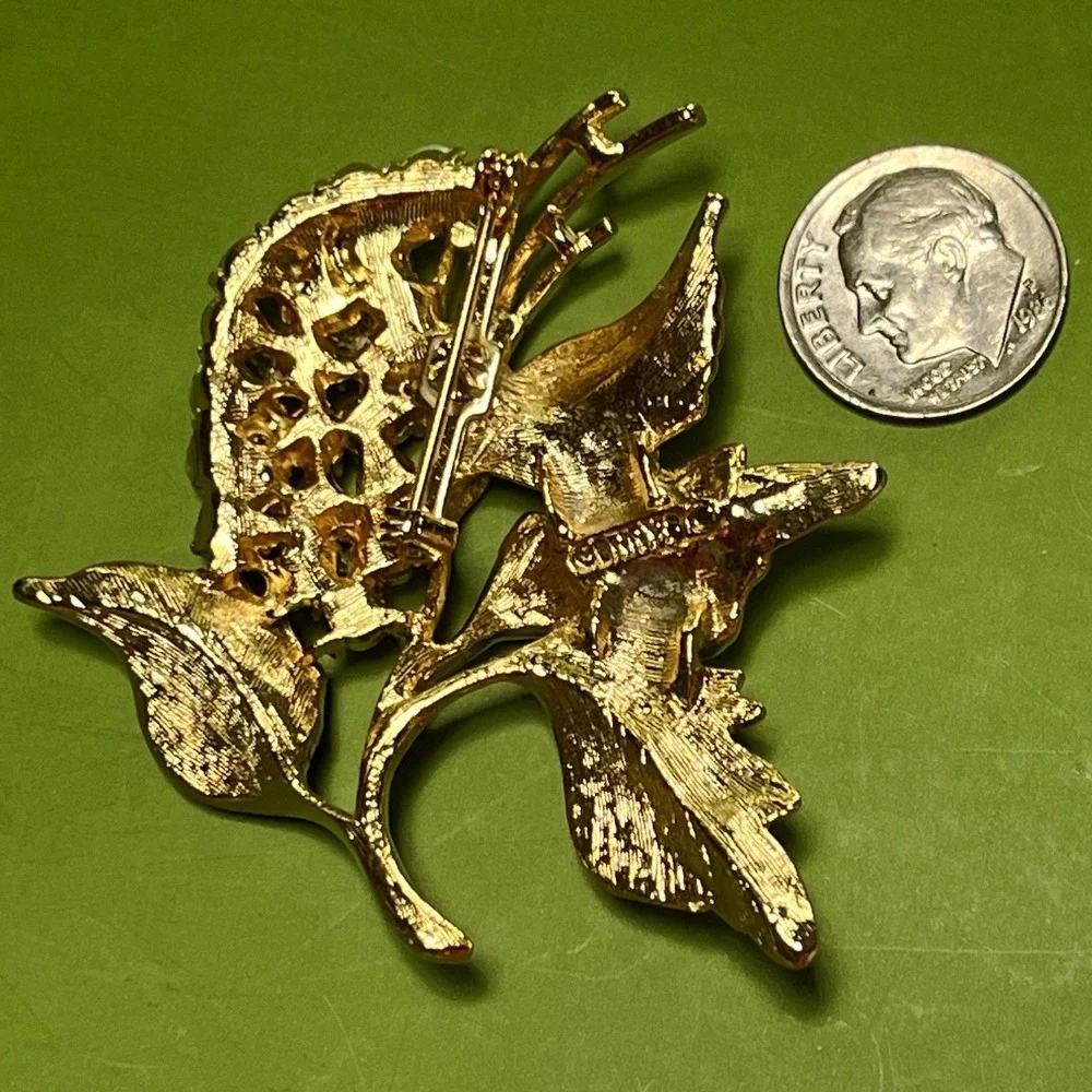 Vintage Gerry's Grapes & Leaves Brooch 1960s Rhinestone Goldtone Pin